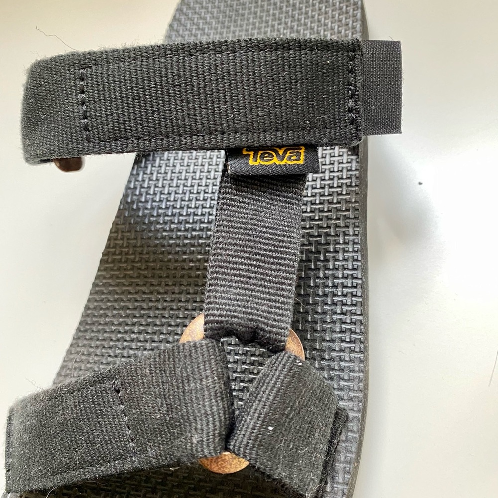 TEVA Universal sandal sz.8 mens (9.5 women’s)
